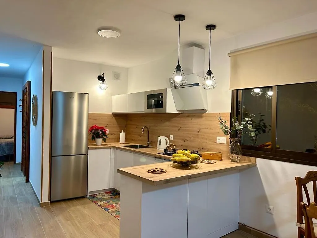 Апартаменты Apartamento Lucero Del Alba Икод-де-лос-Винос